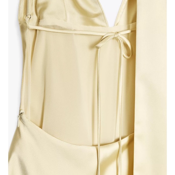 Zara butter yellow SATIN EFFECT FOULARD DRESS - Picture 8 of 14